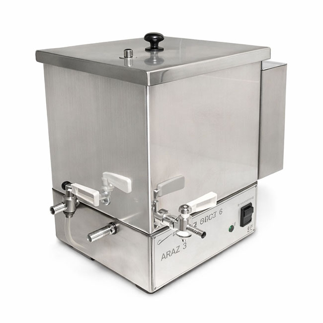 water-distillation-machine-arian-azma دستگاه آب مقطرگیری آرین آزما مدل ARAZ 3